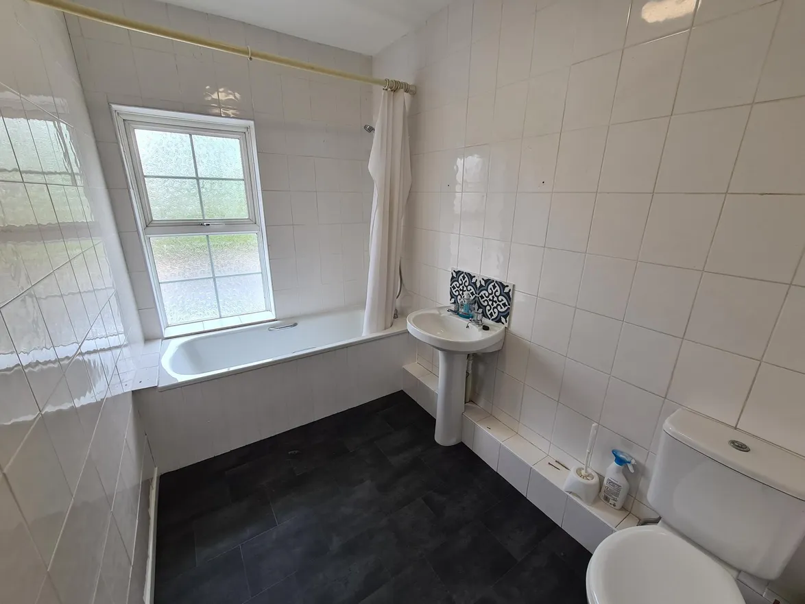 Room High Street in Ryde