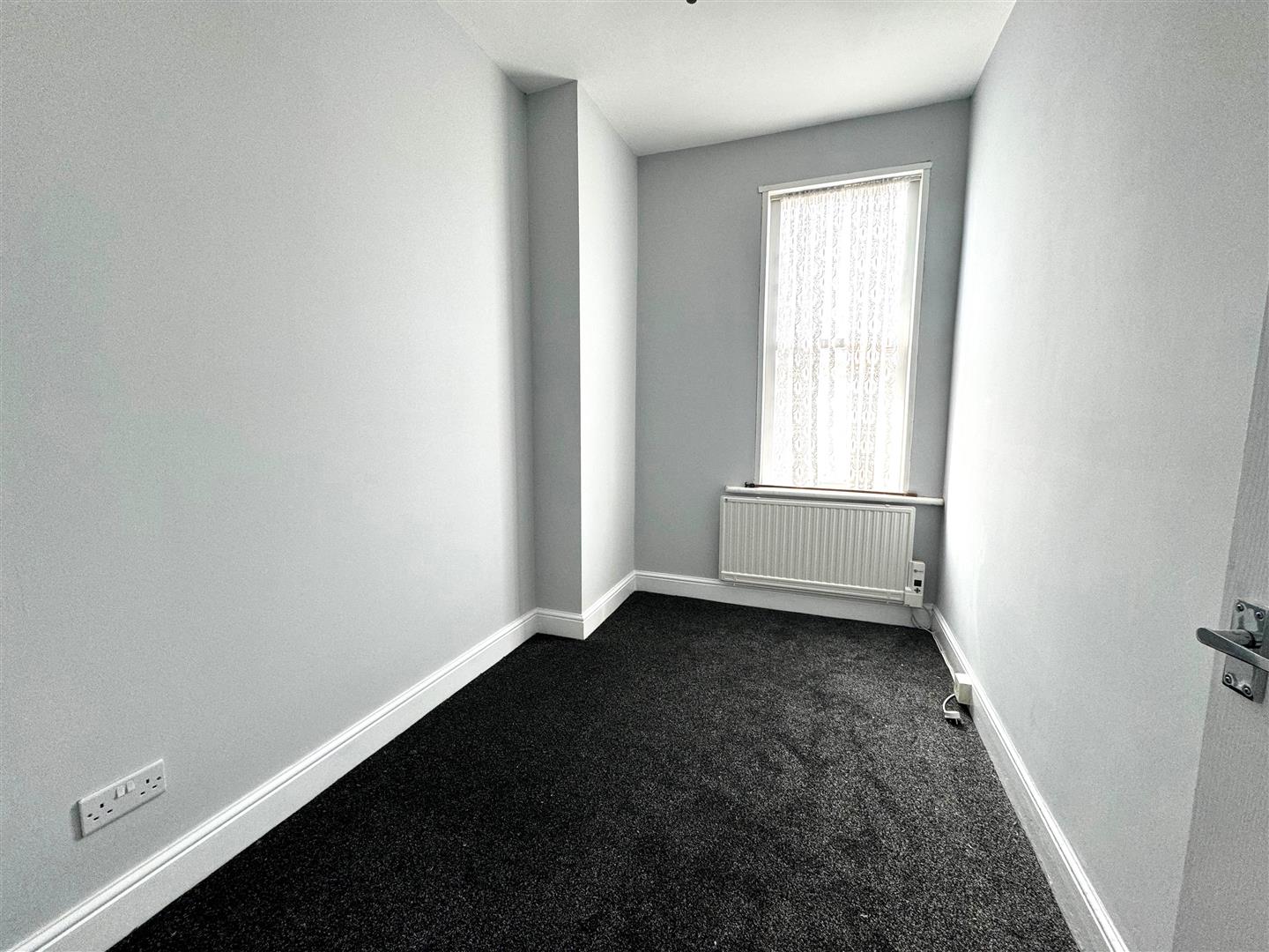 Flat Westborough Road in Southend-on-Sea