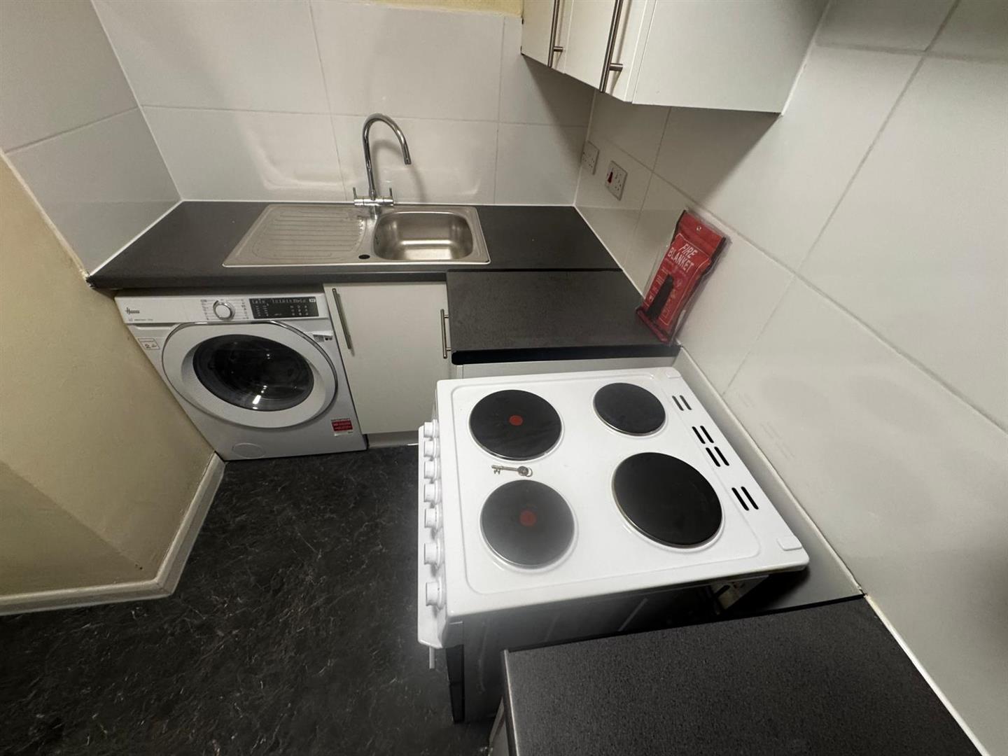 Flat Castleton Road in Greater London