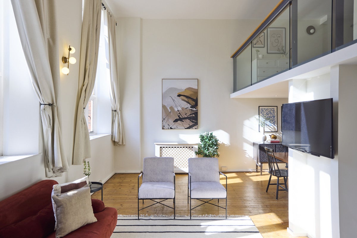 Flat Cormont Road in Greater London