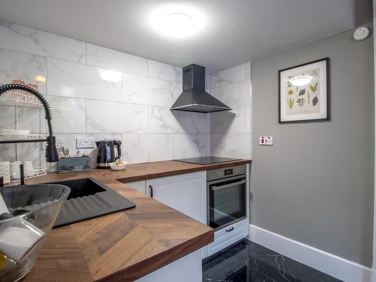 Flat Oakfield Avenue in Glasgow