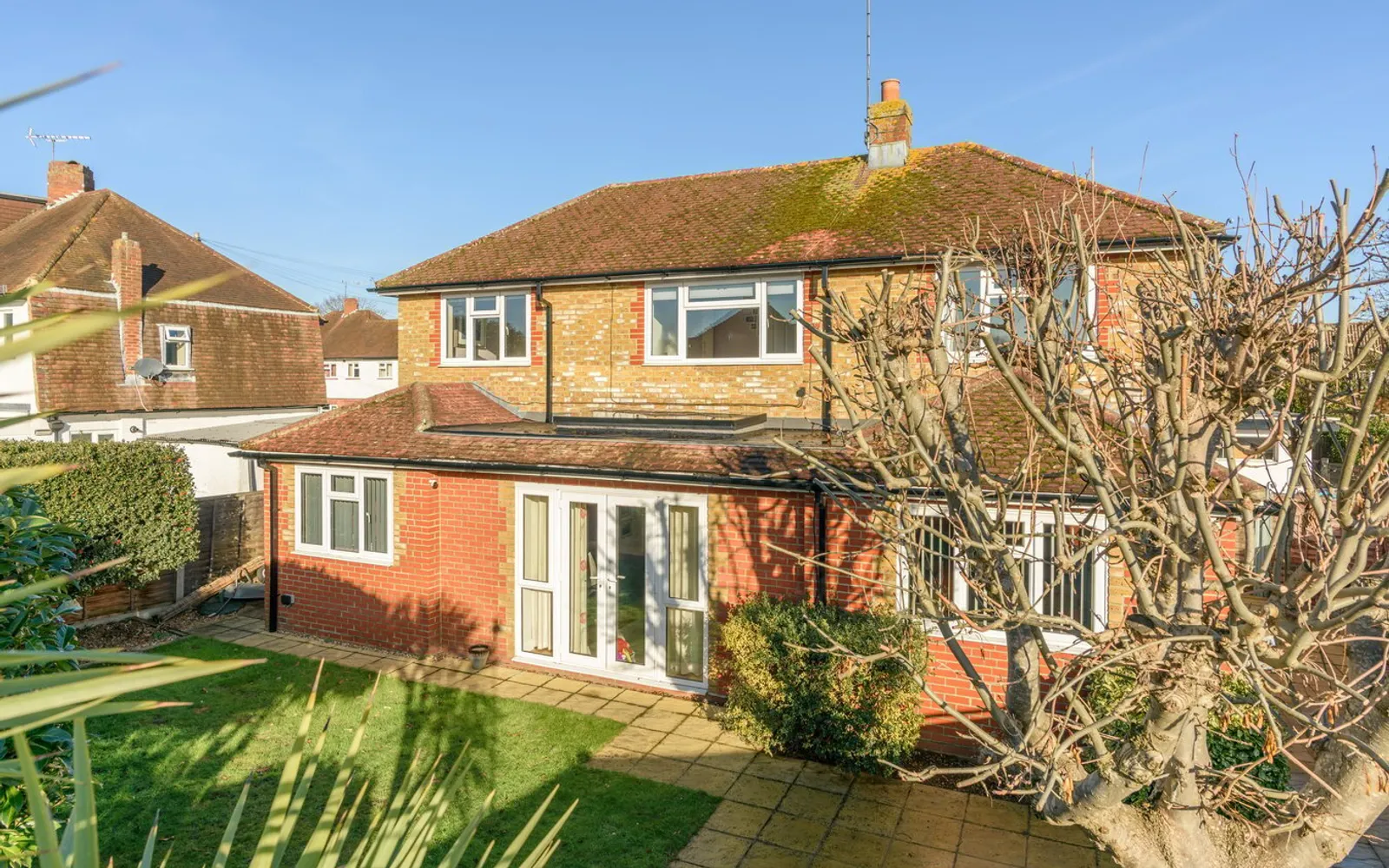 House Florence Close in Elmbridge