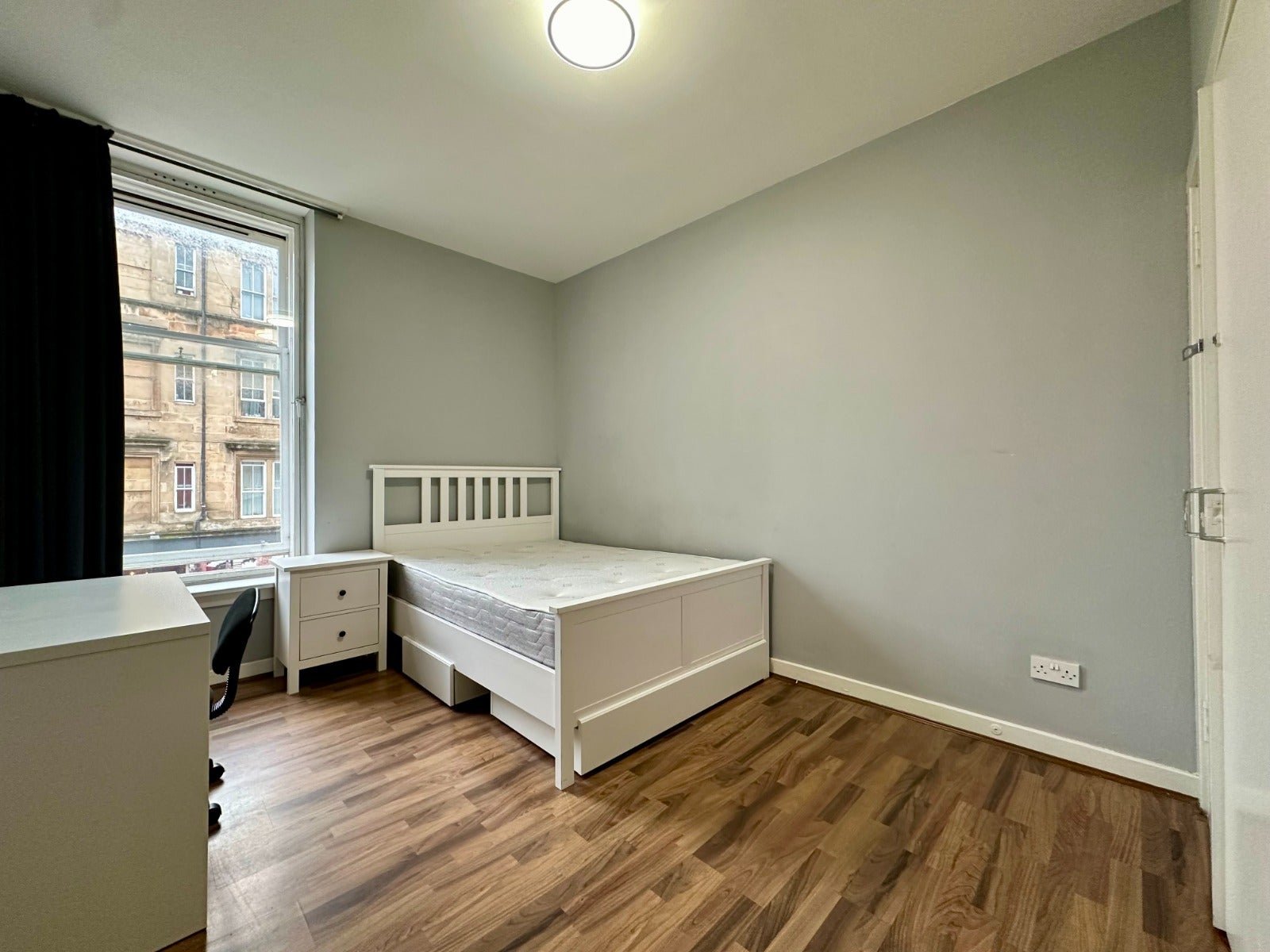 Flat Berkeley Street in Glasgow