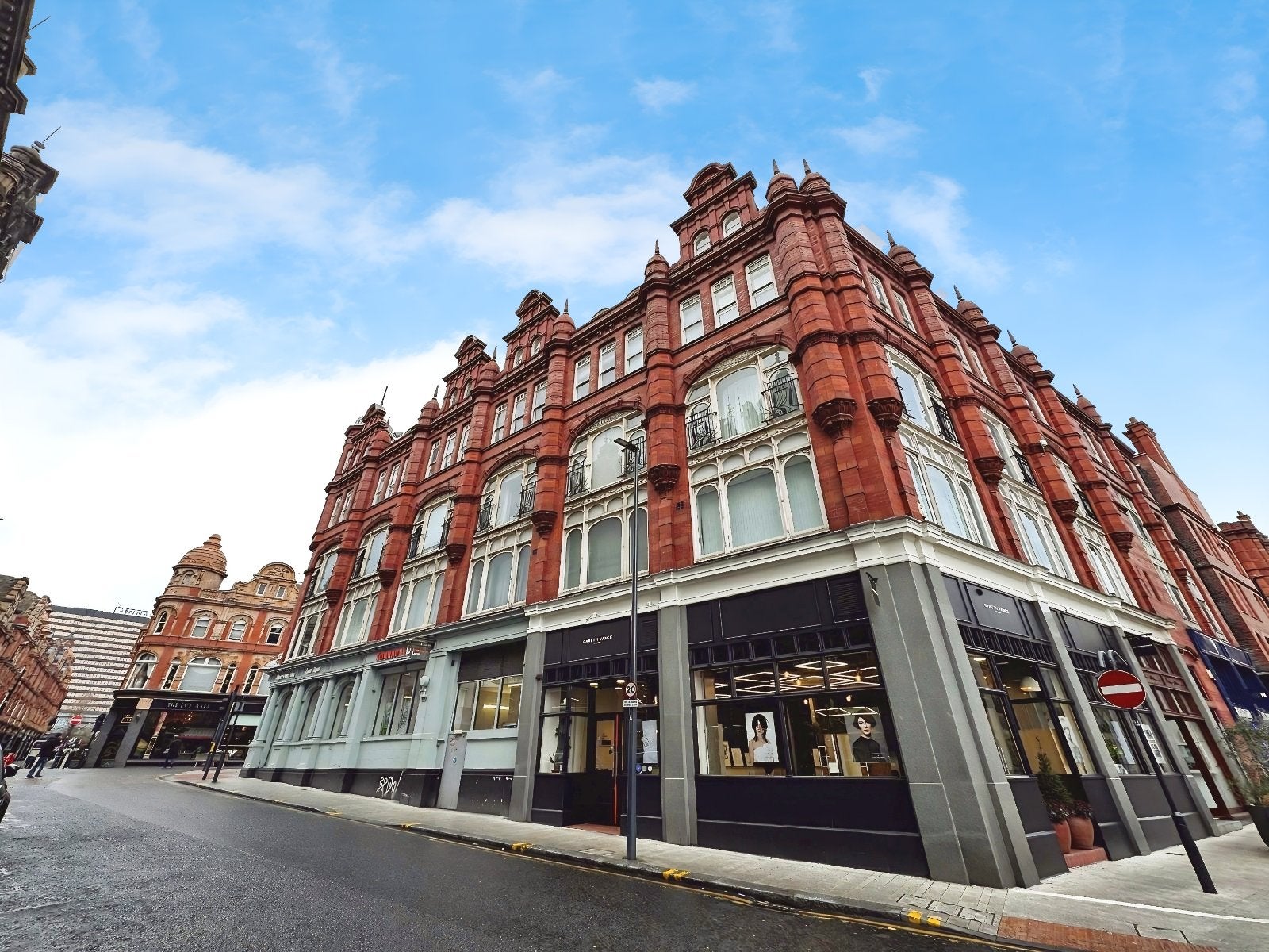 Flat Ludgate Hill in Leeds