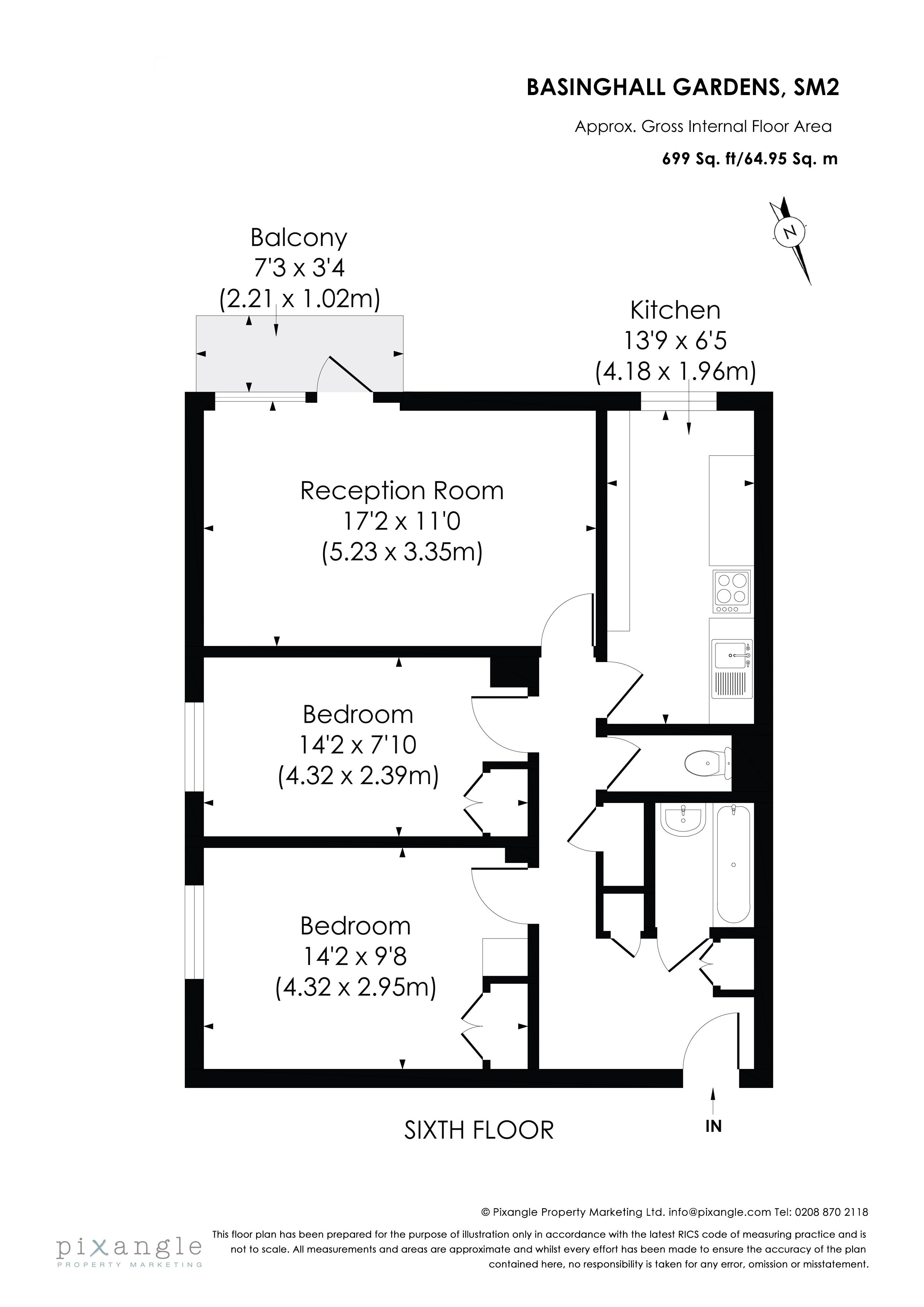 Flat Basinghall Gardens in Greater London