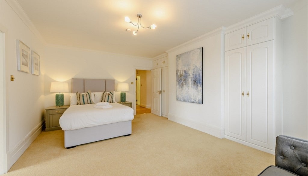 Flat Lodge Road in City of Westminster