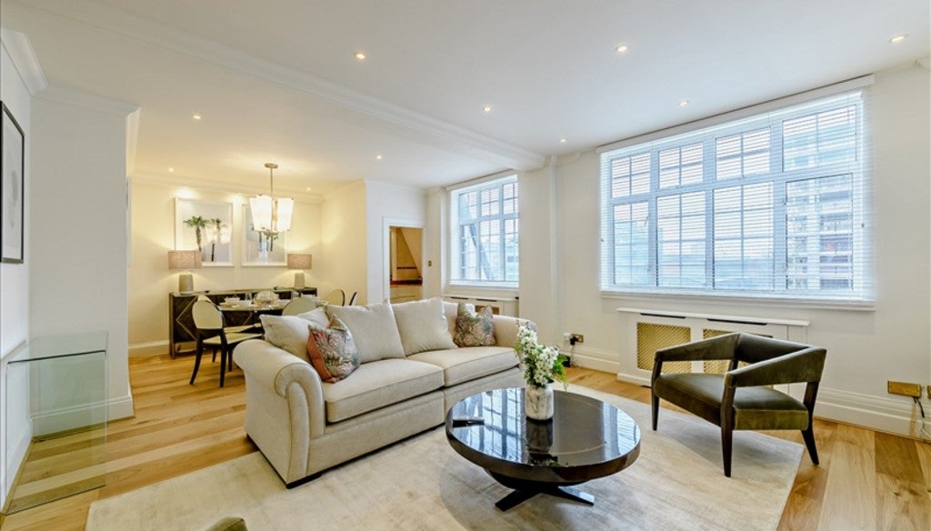 Flat Lodge Road in City of Westminster