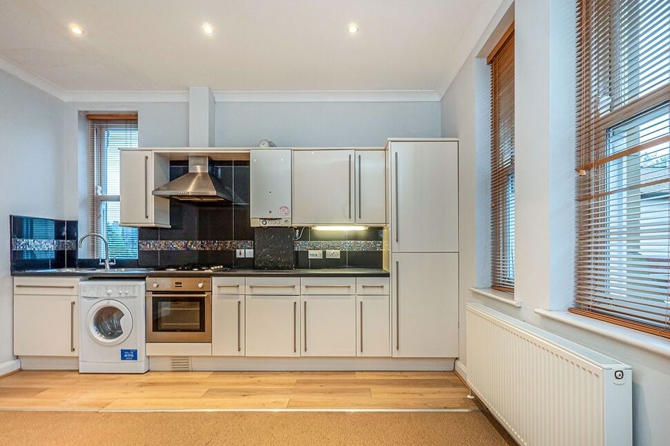 Flat Westbourne Grove in Scarborough