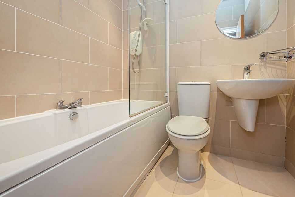 Flat Westbourne Grove in Scarborough