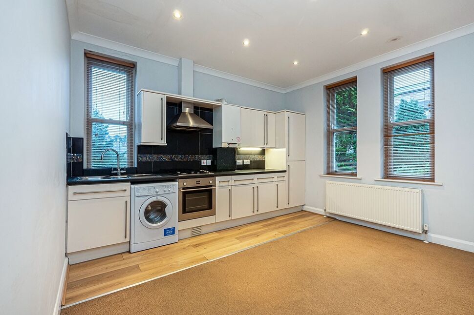 Flat Westbourne Grove in Scarborough