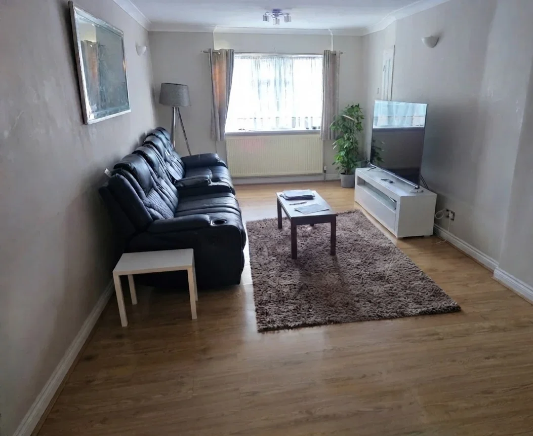 House Dunbar Close in Greater London