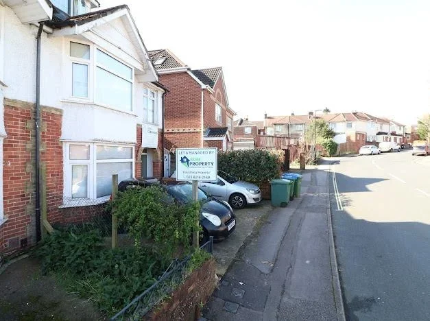 Room Bowden Lane in Southampton