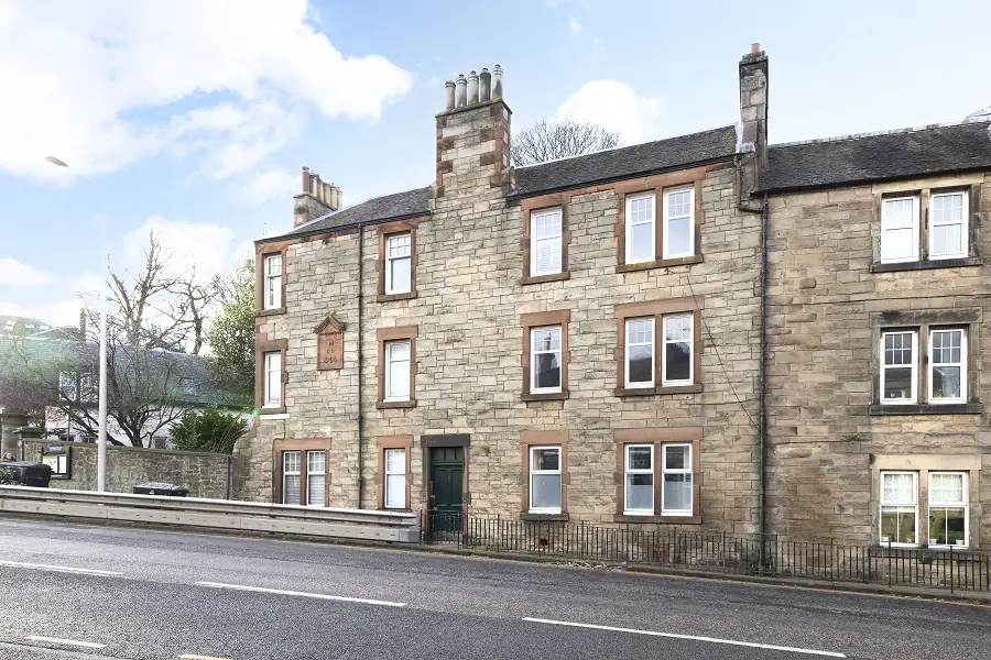 Flat Queensferry Road in City of Edinburgh