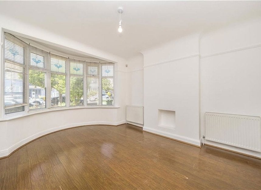 House Broad Walk in Greater London