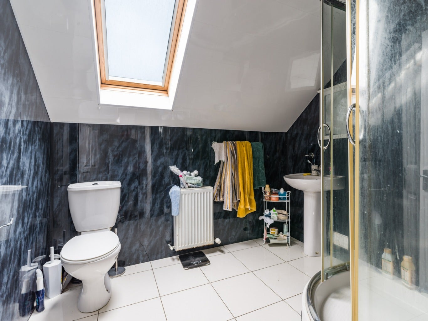 Flat Hazelwood Avenue in Newcastle upon Tyne