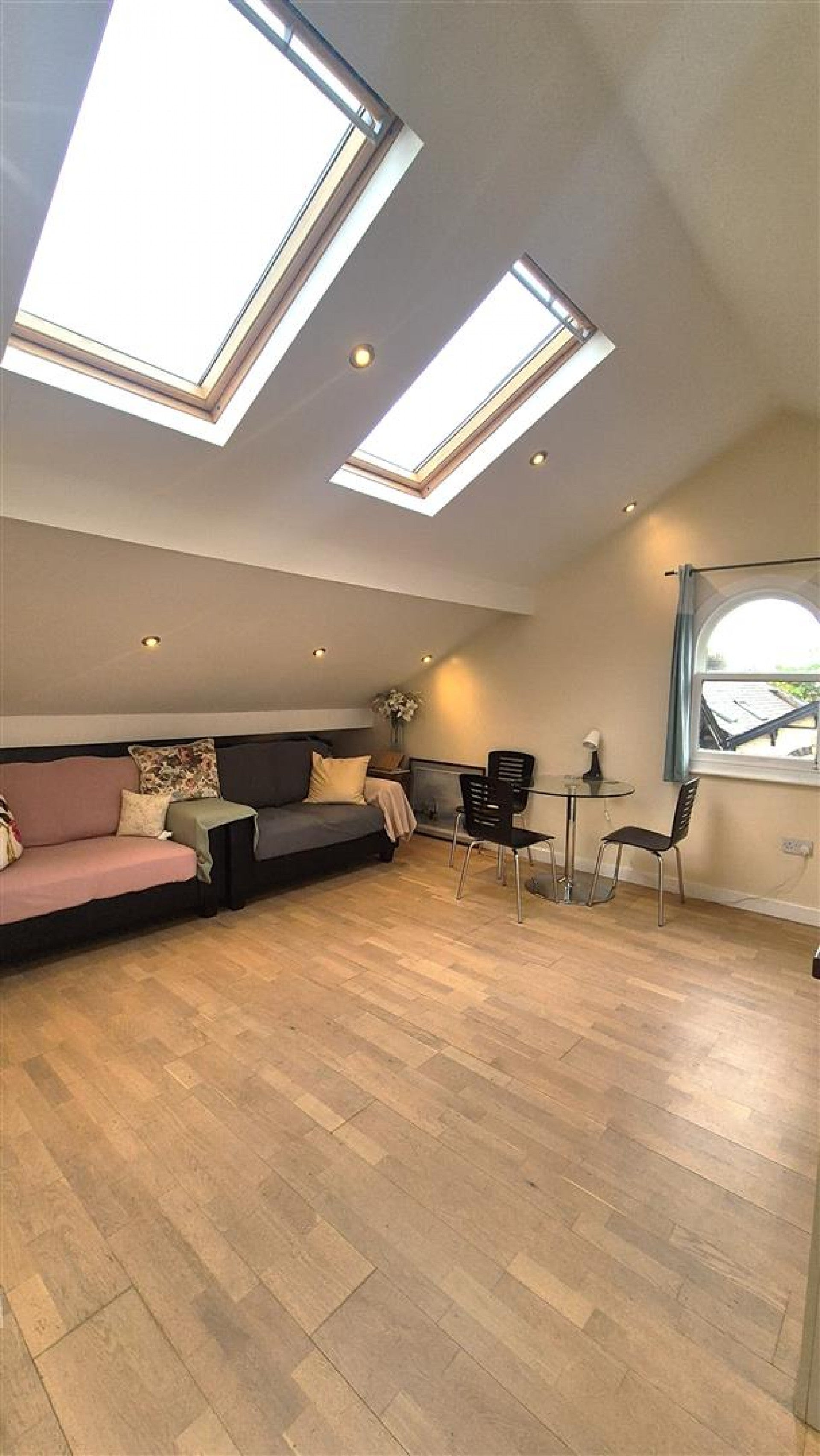 Flat Wilmslow Road in Manchester
