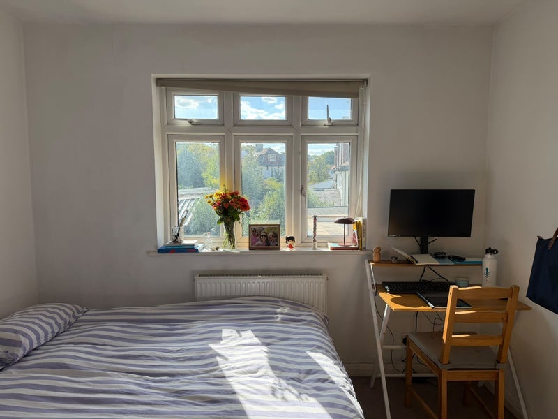 Room Whittell Gardens in Greater London
