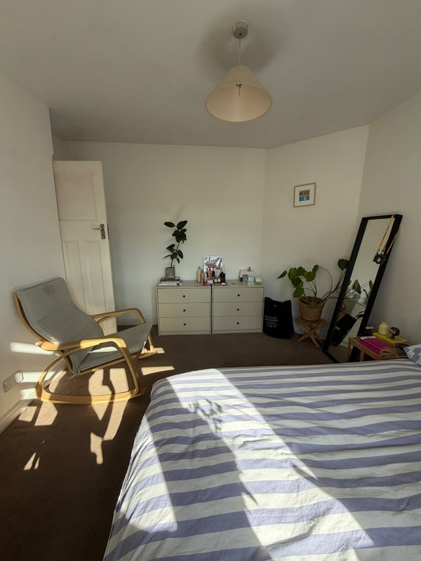 Room Whittell Gardens in Greater London