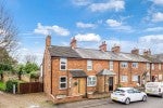 House Grange Gardens in Heath and Reach