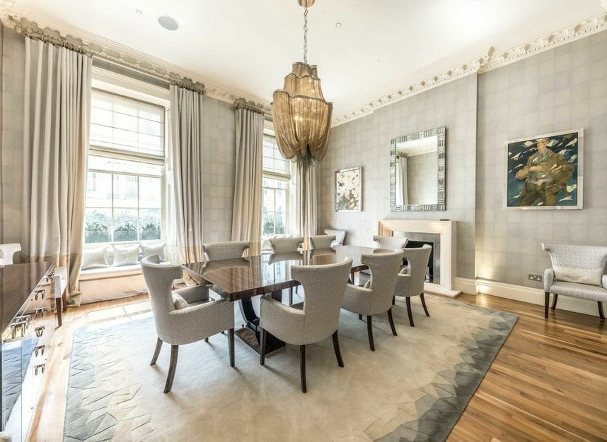 Flat Upper Grosvenor Street in City of Westminster