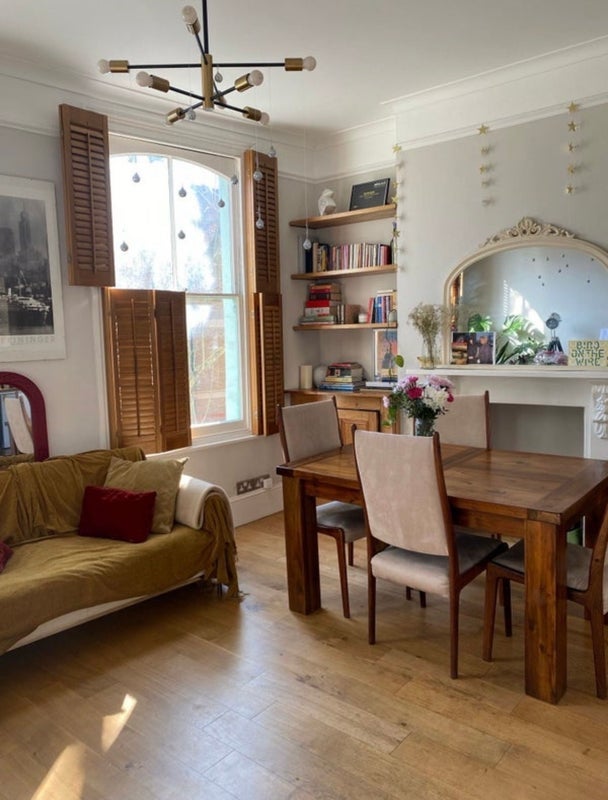 Room Bramley Road in Greater London
