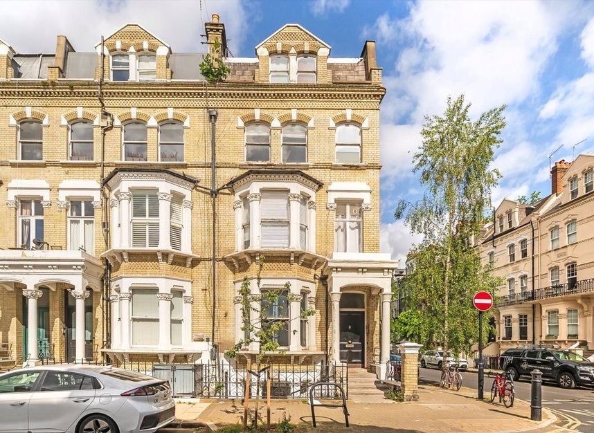 Flat Avonmore Road in Greater London