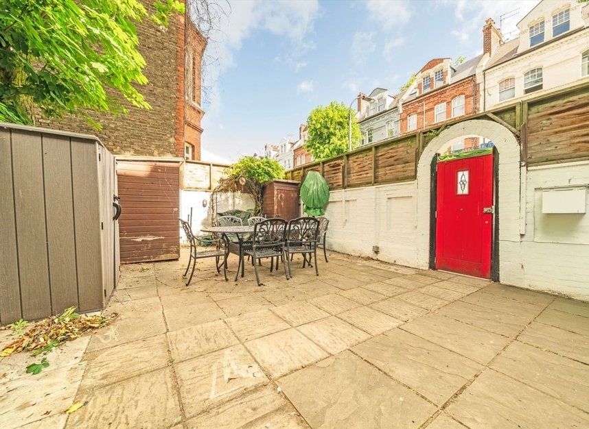 Flat Avonmore Road in Greater London