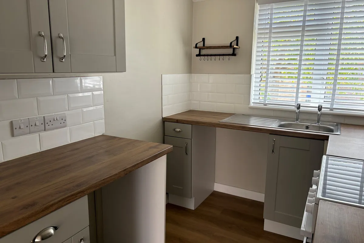 House Colemans Close in Calne