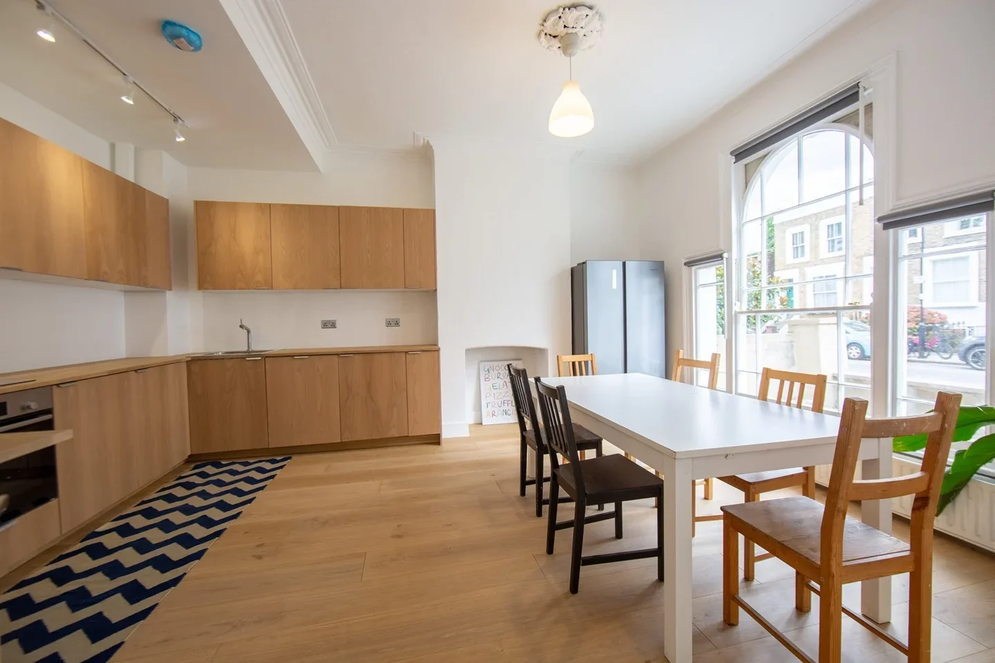 House Calverley Grove in Greater London