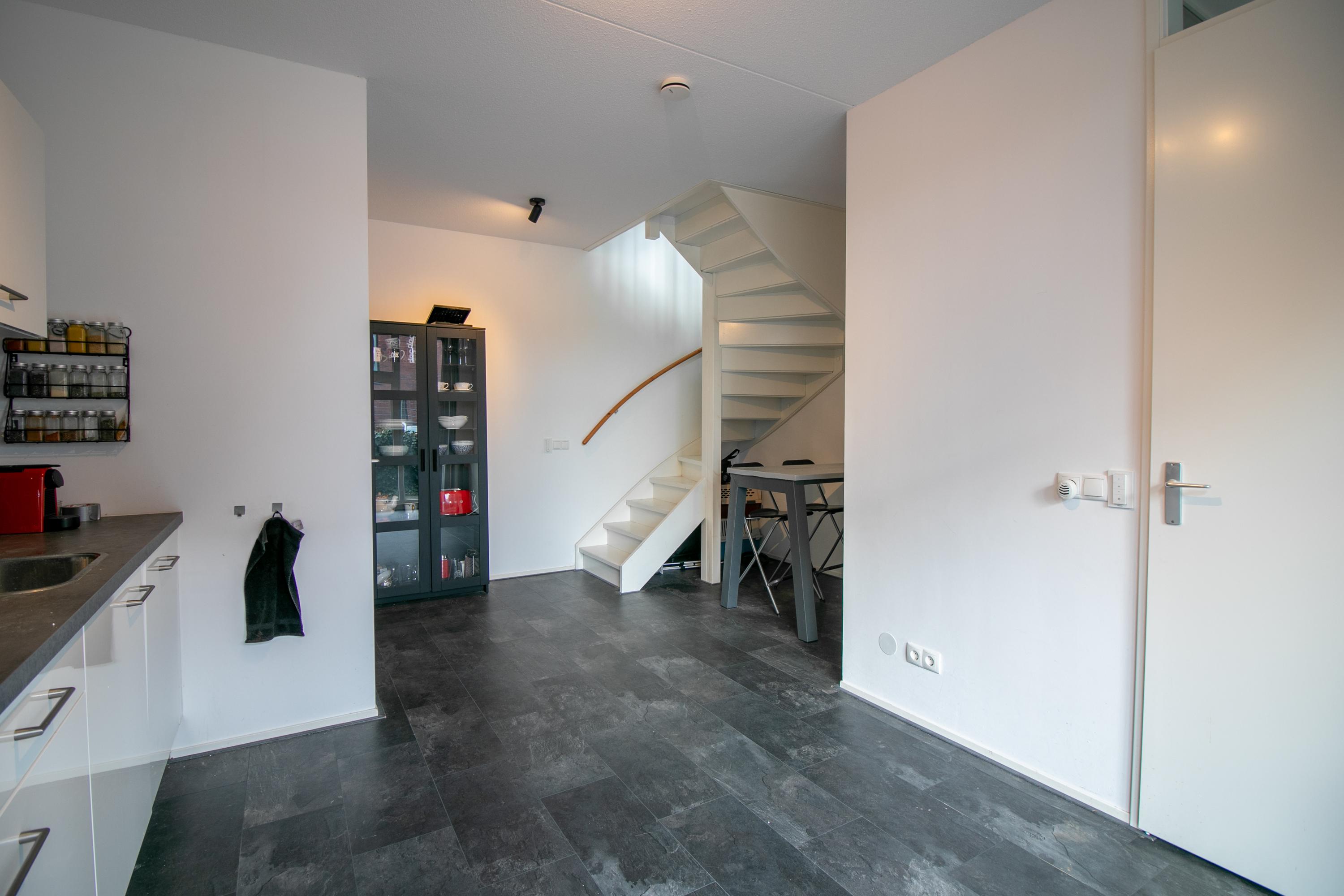 Hoekwoning te huur: Letterhout 77, Zaandam