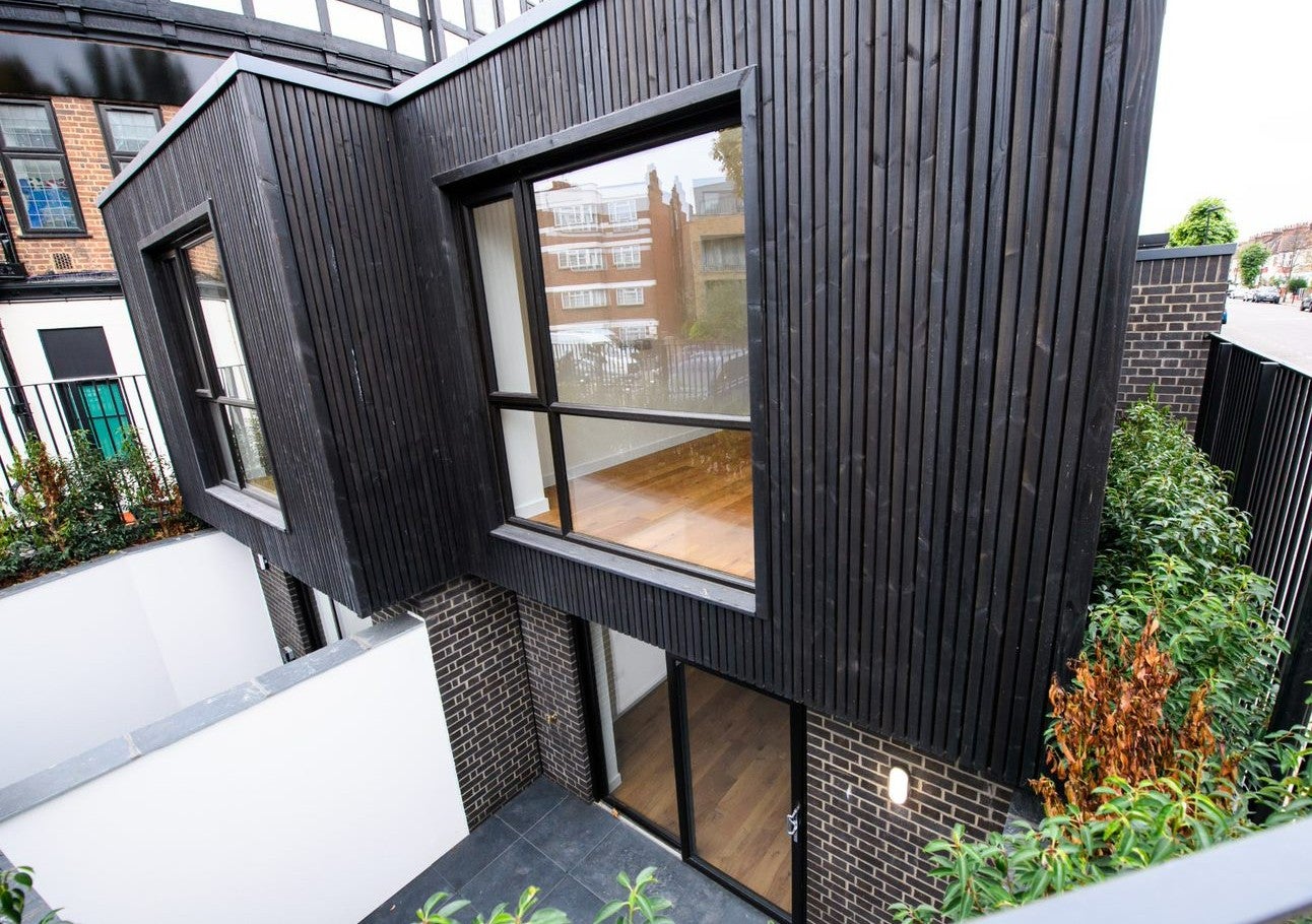 House Lordship Lane in Greater London