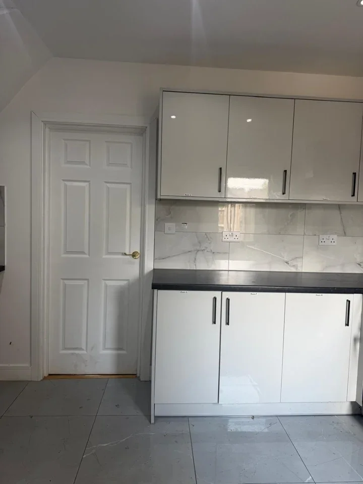 Room Belgrave Road in Slough