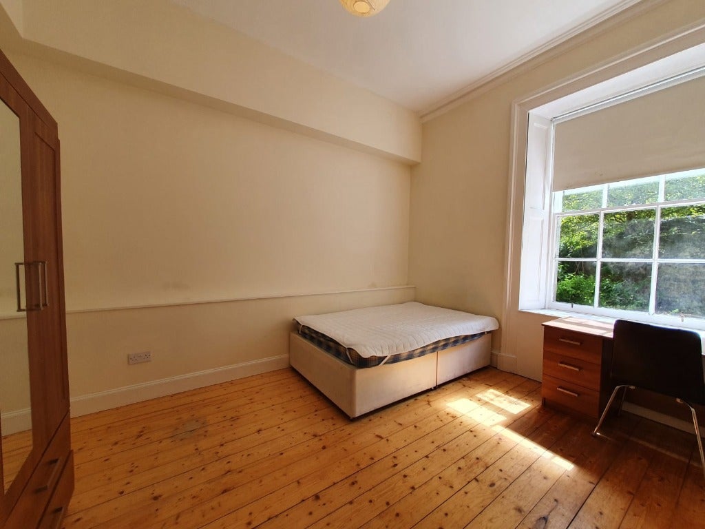 Flat Summerhall Square in City of Edinburgh
