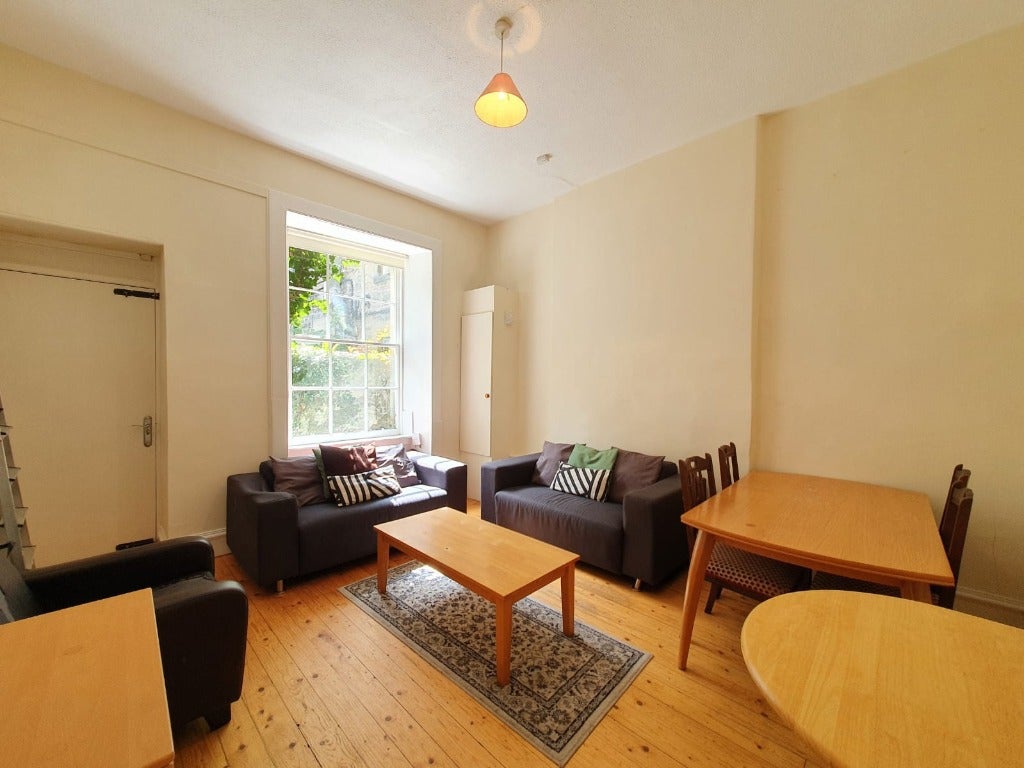 Flat Summerhall Square in City of Edinburgh
