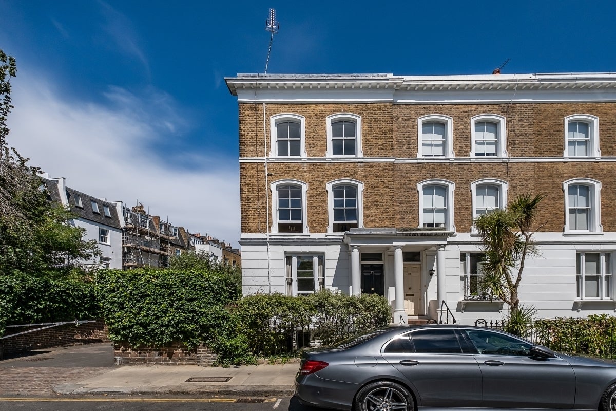 Flat Stratford Road in Greater London