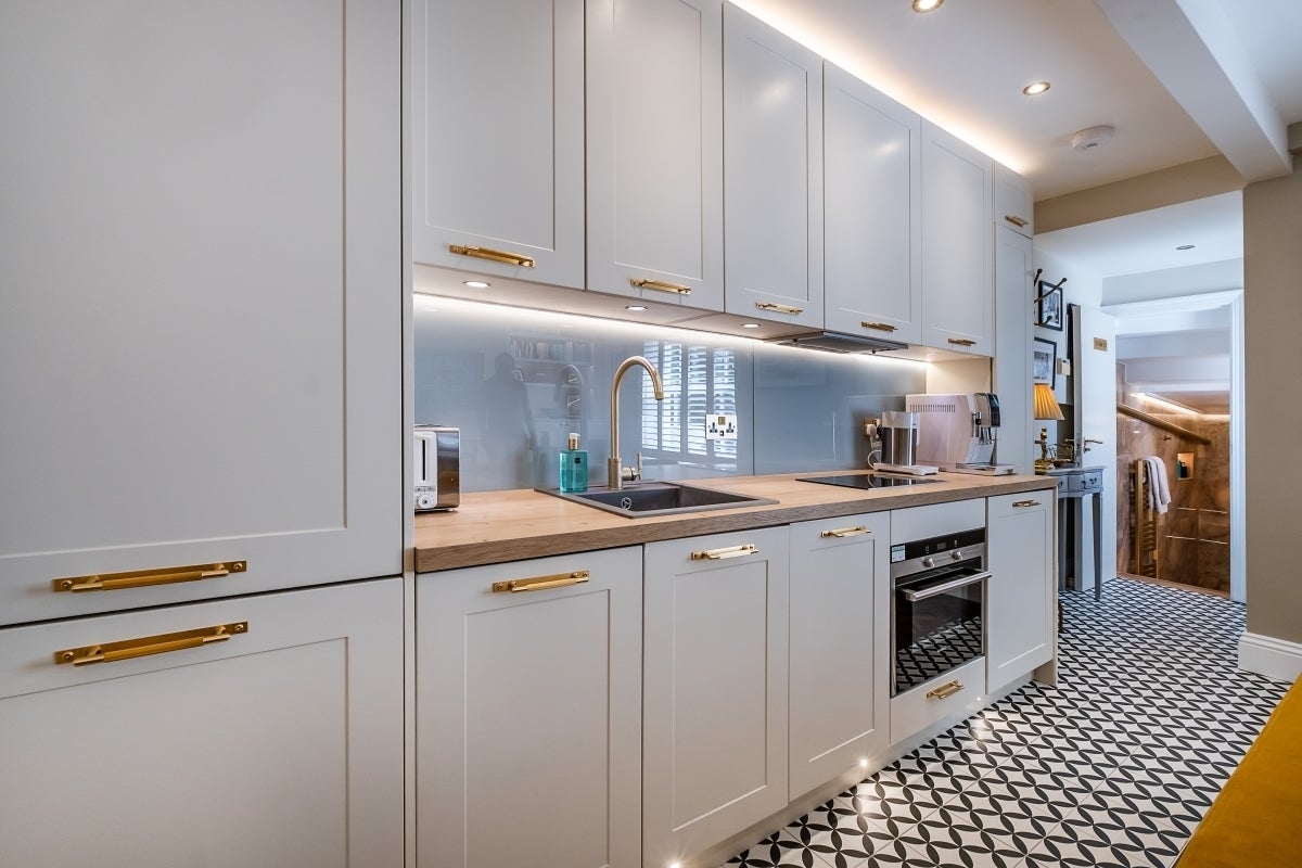 Flat Stratford Road in Greater London