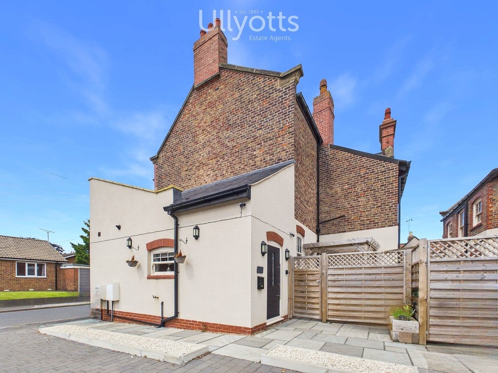House West End in Kilham