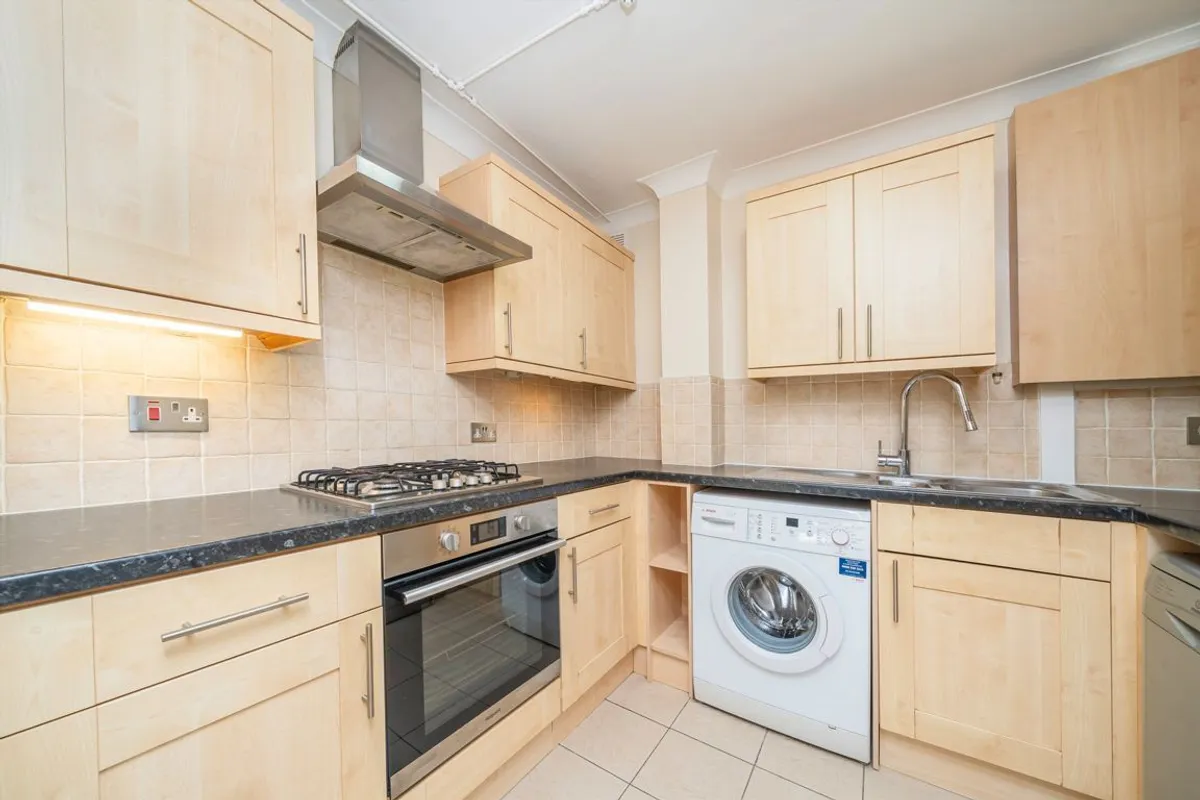 Flat Castlebar Park in Greater London