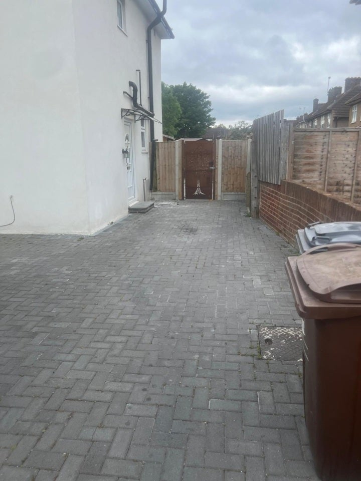 House Sylvan Way in Greater London
