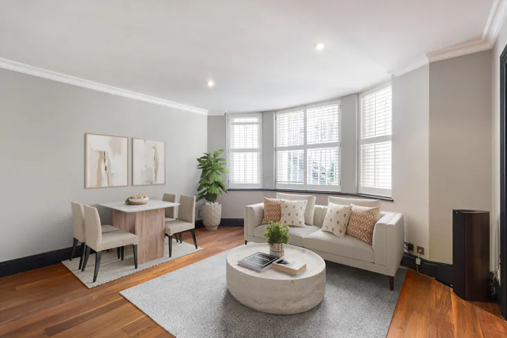 Flat Chepstow Place in City of Westminster
