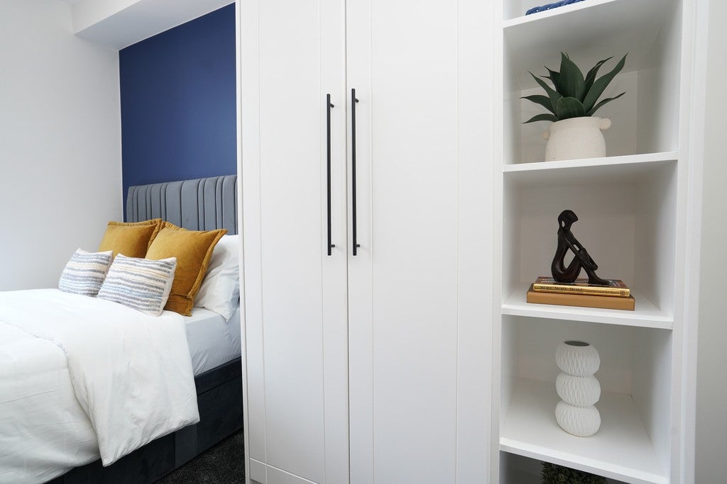 Room Irving Road in Coventry