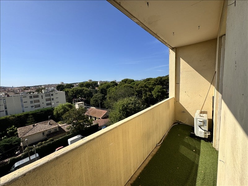 Flat Rue Octave Tessier in Toulon