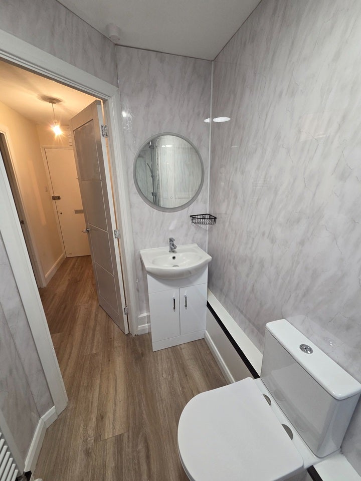 Flat Howard Close in Epping Forest