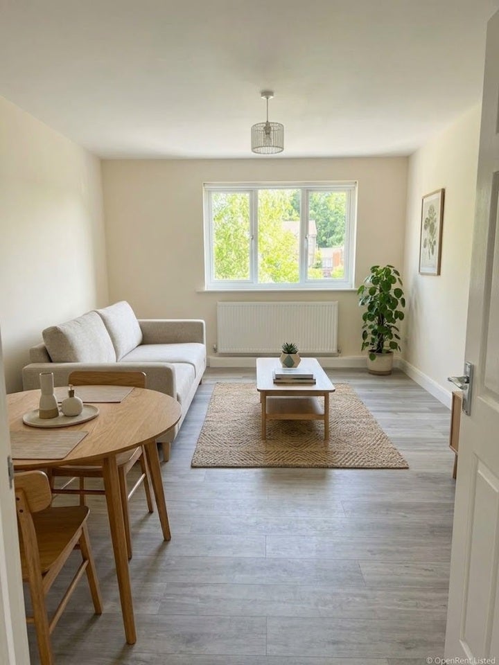 Flat Howard Close in Epping Forest