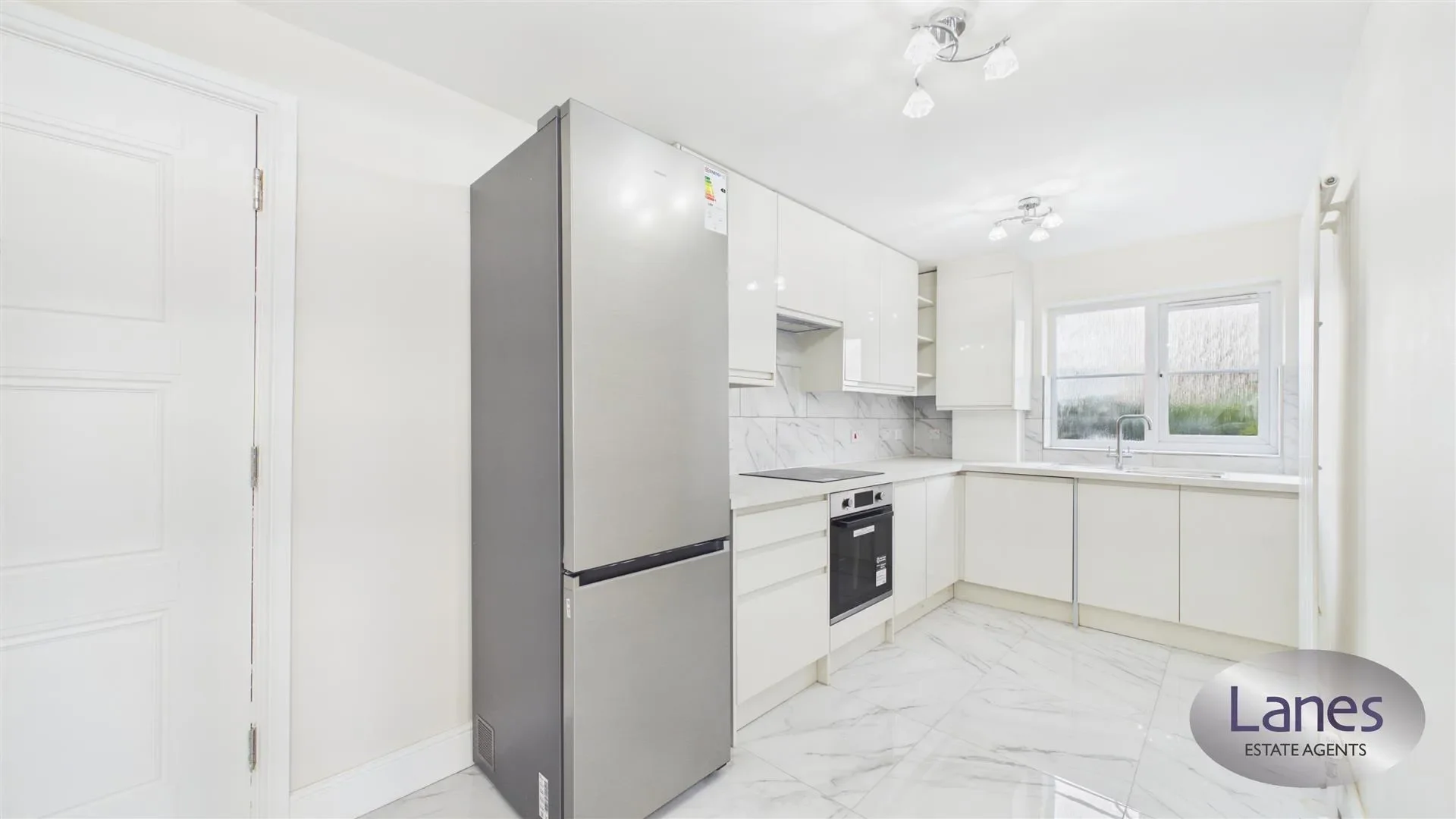 Flat College Road in Cheshunt
