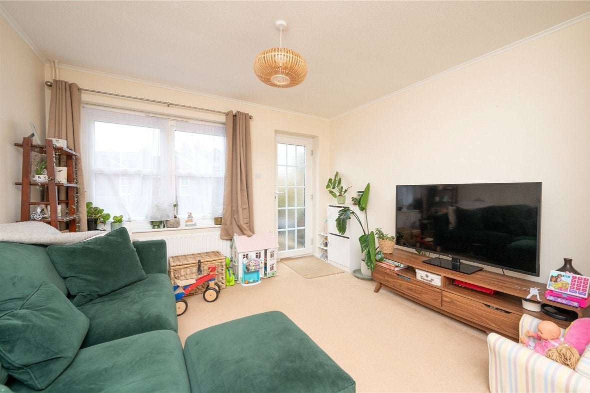 Flat Normandy Road in St Albans
