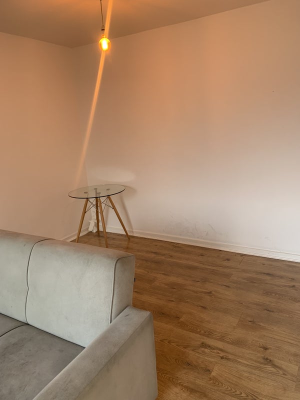 Room Hertford Road in Greater London