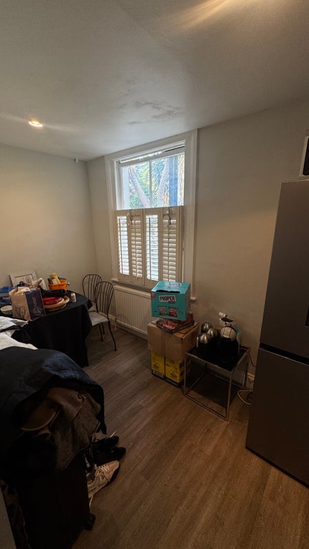 Room Munster Road in Greater London