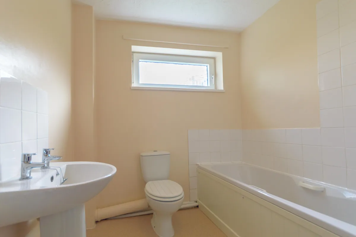 Flat Centurion Close in Salisbury