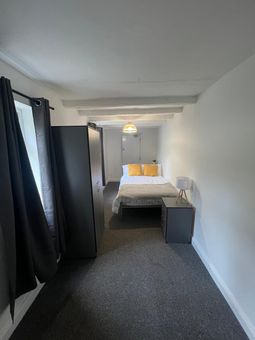 Room Alexandra Road in South Kesteven